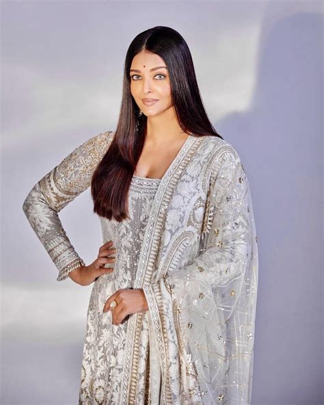 aishwarya sexy film|1130+ Aishwarya Rai Bachchan Photos .